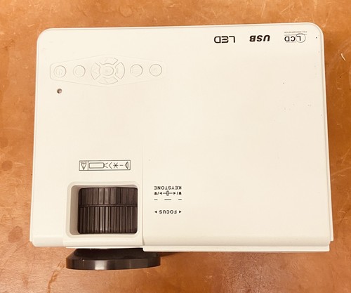 Yooyaa mini projector xr11 - mini,