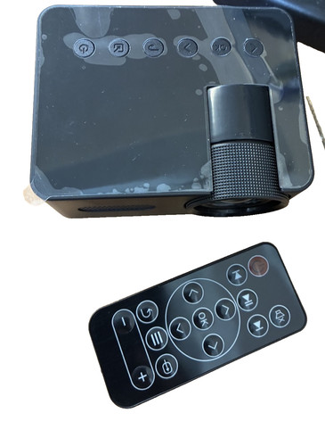 Mini projector brand new - mini,